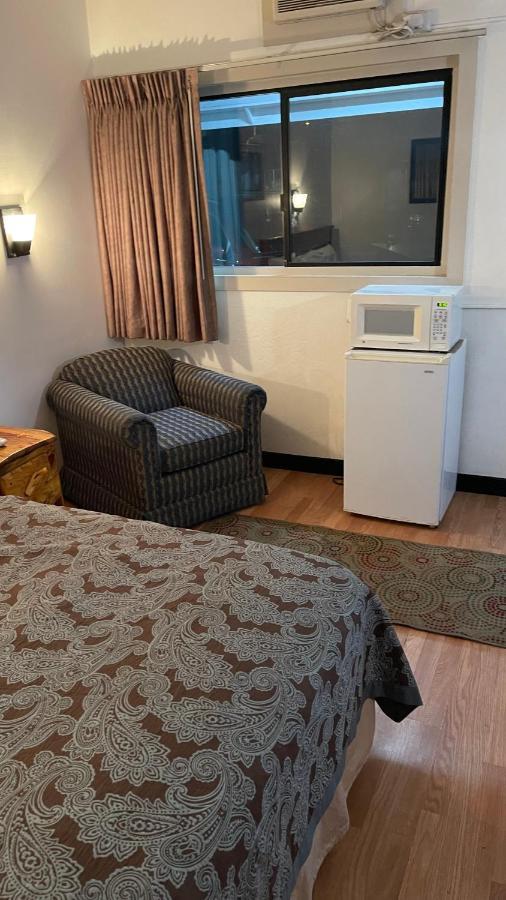 Highlander Motel Вильямс Экстерьер фото