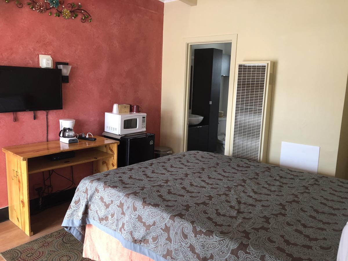 Highlander Motel Вильямс Экстерьер фото