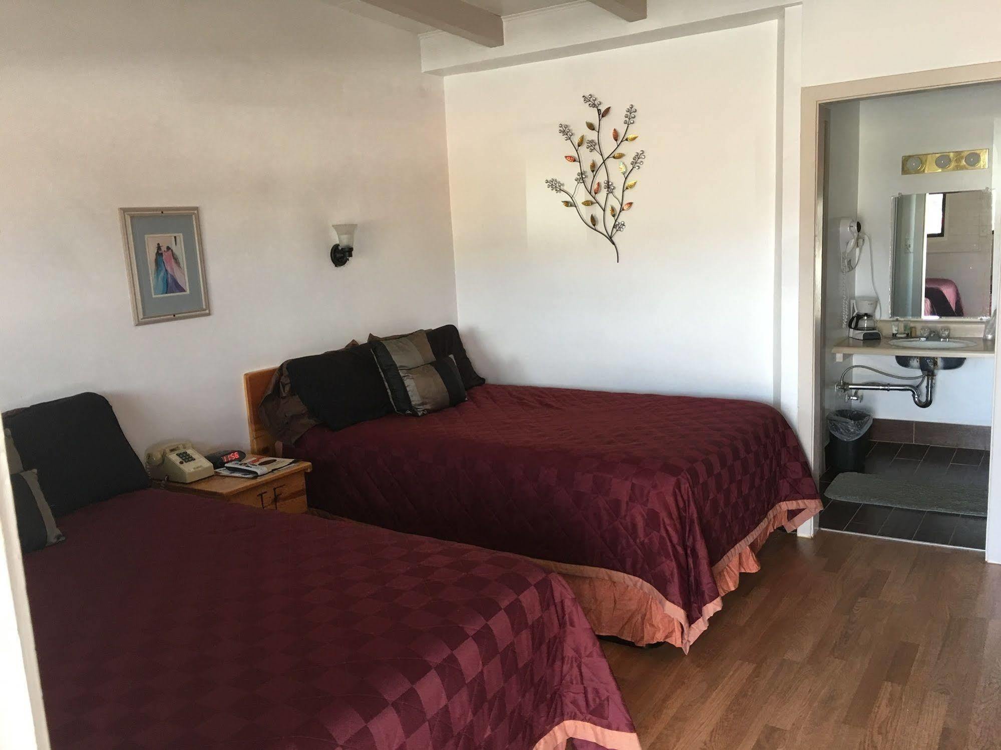 Highlander Motel Вильямс Экстерьер фото